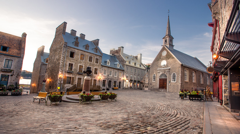 A Plaza in Old Québec