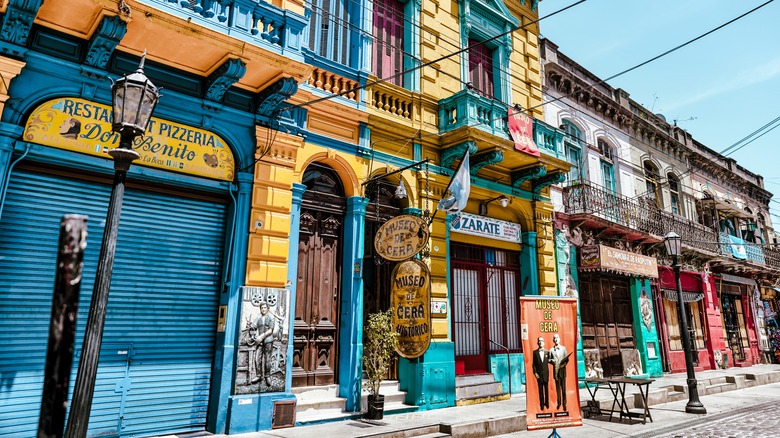 colorful buildings in Buenos Aires