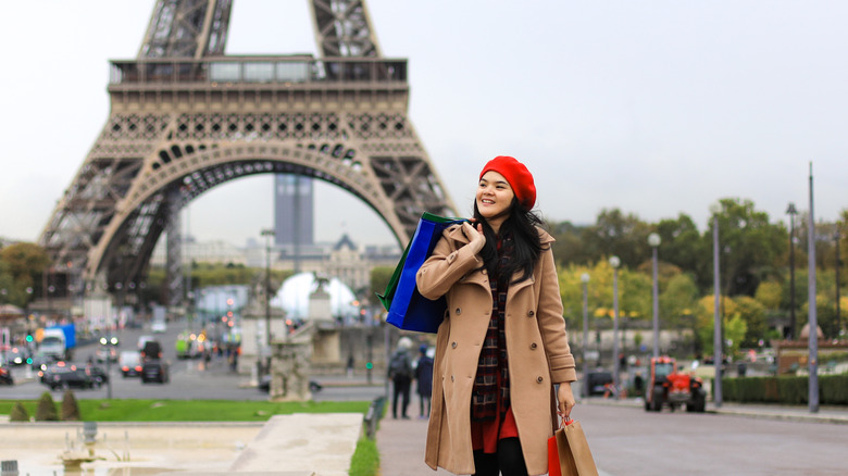 Tourist shopping bags Eiffel Tower