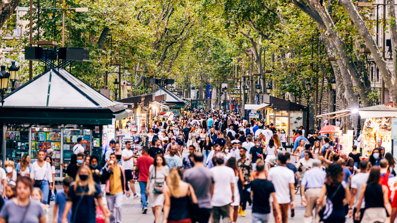 las ramblas on busy day