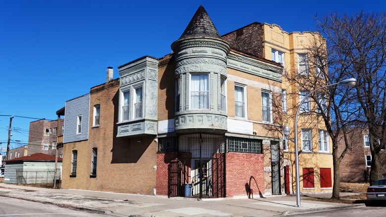 Street corner with turreted building in Chicago