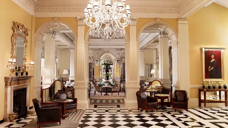 Claridge's lobby