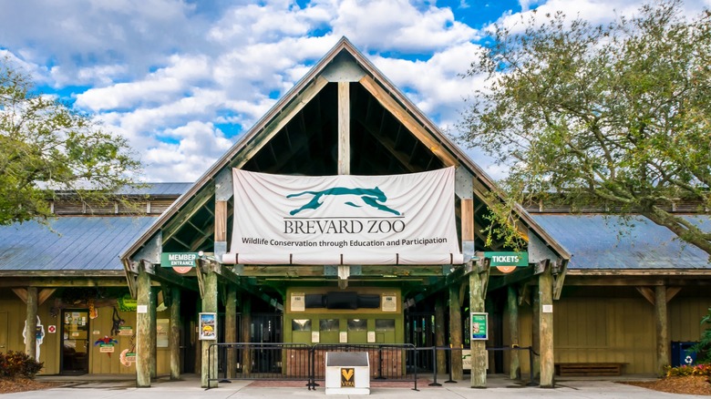 Entrance to Brevard Zoo in Melbourne, FL