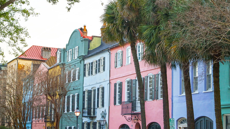 The colorful Georgian-style row houses of Rainbow Row