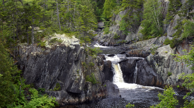 Gulf Hagas waterfall cliffs woods