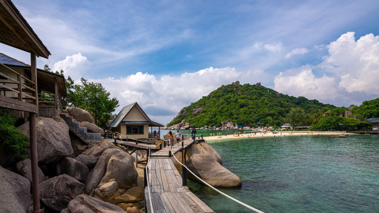 Wooden walkway and sandbar on Koh Nang Yuan island