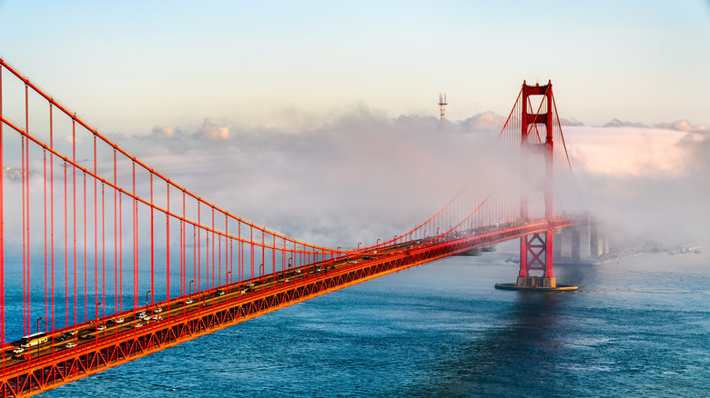 Golden Gate Bridge on a cloudy day