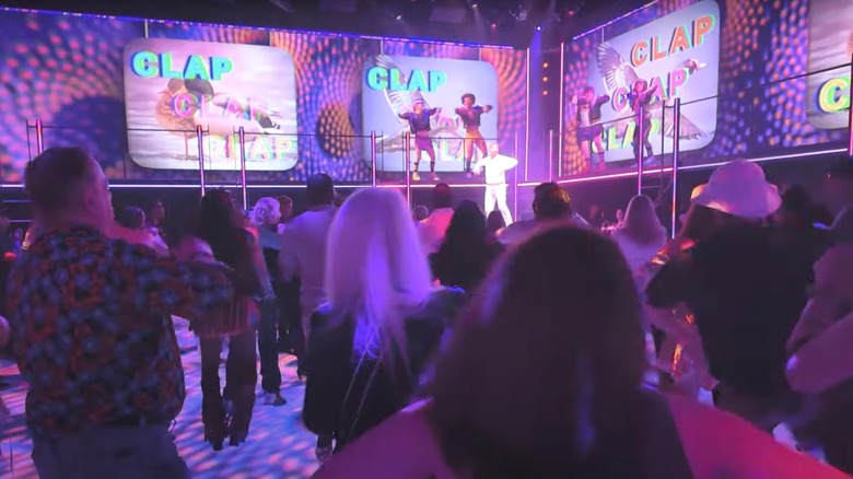 People dancing at Discoshow in Las Vegas