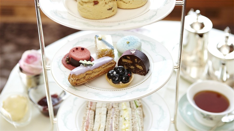 Afternoon tea england scones