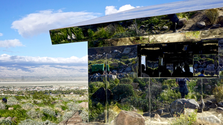 "Mirage" mirror house by Doug Aitken for Desert X