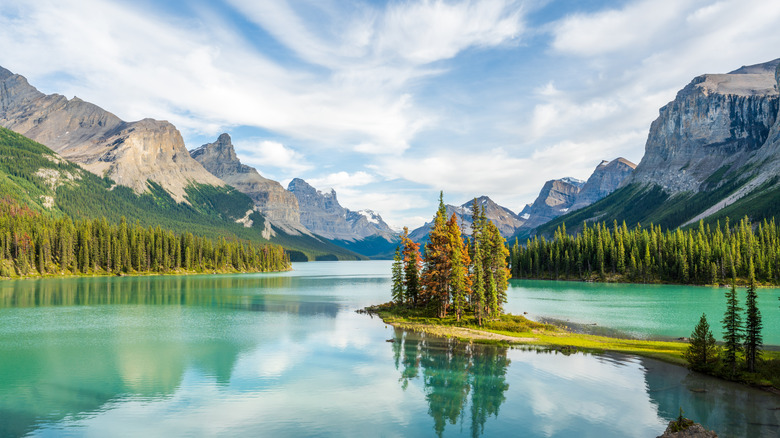 Maligne Lake in Jasper National Park