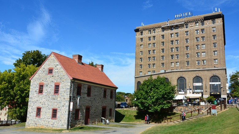 Historic Bethlehem Hotel