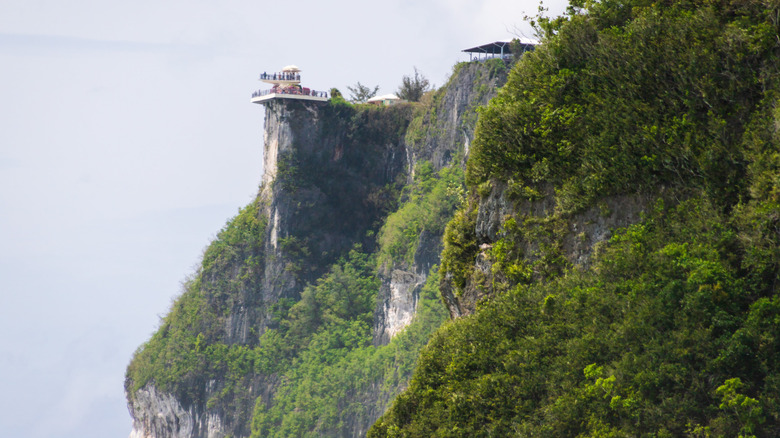 Two Lovers Point in Guam