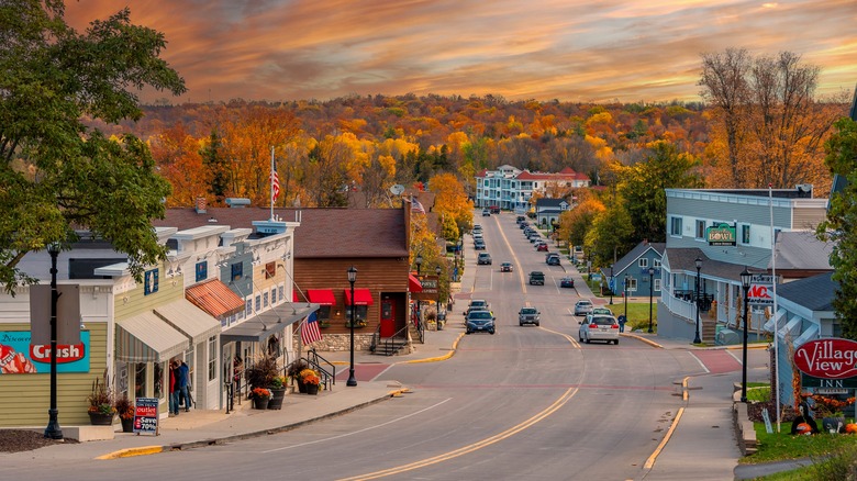 Small-town street in Wisconsin at dusk