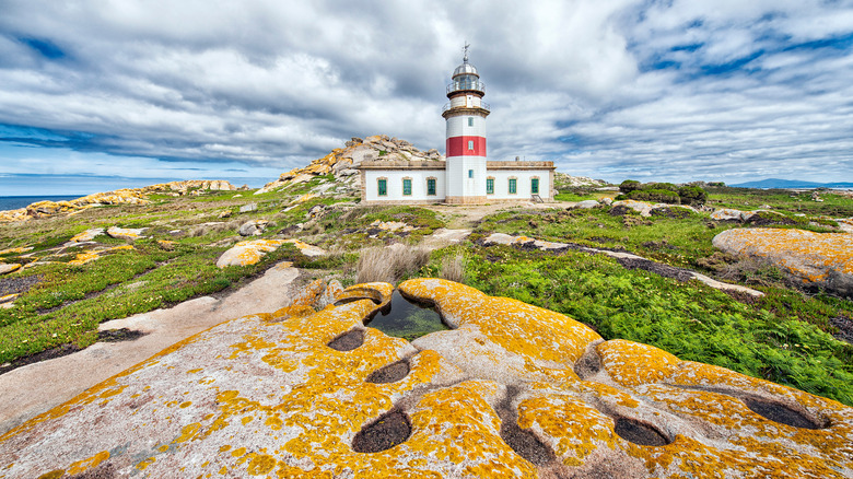 Lighthouse on Sálvora island