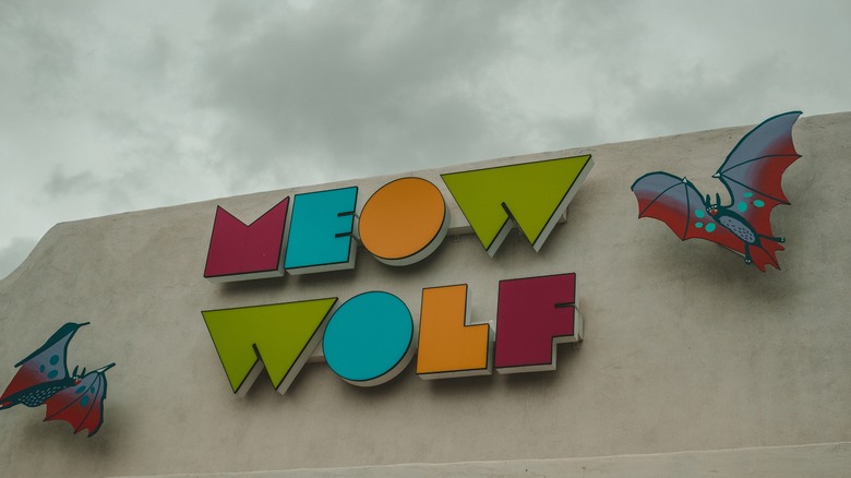 Meow Wolf sign