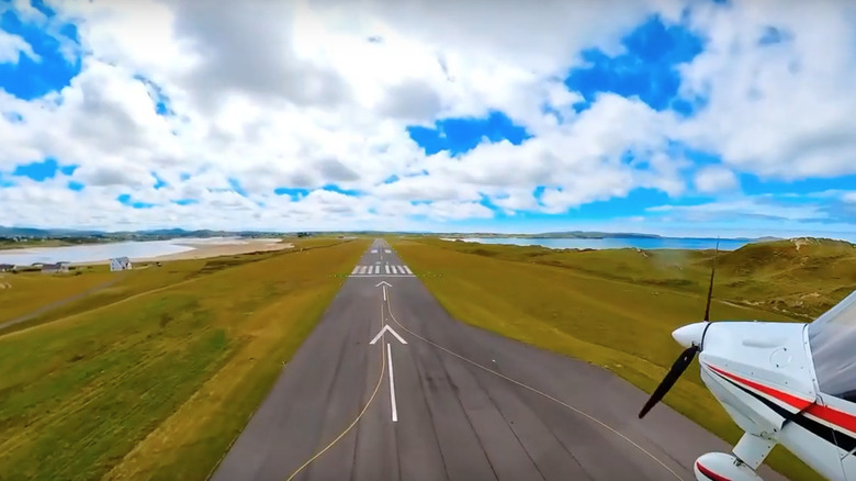 Plane landing at Donegal Airport