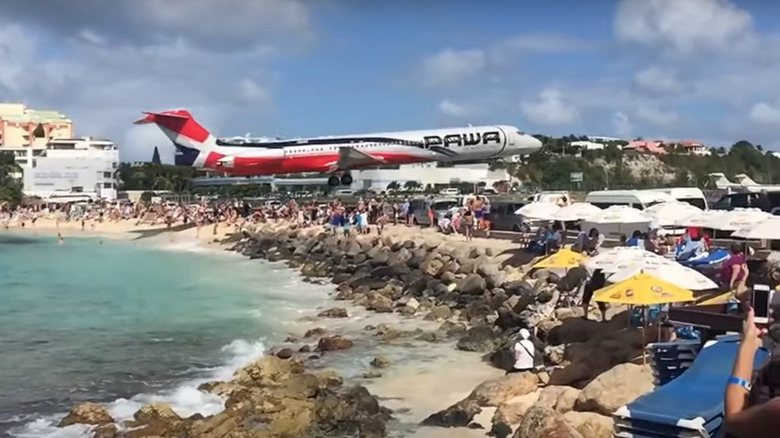 Plane landing in Sint Maarten