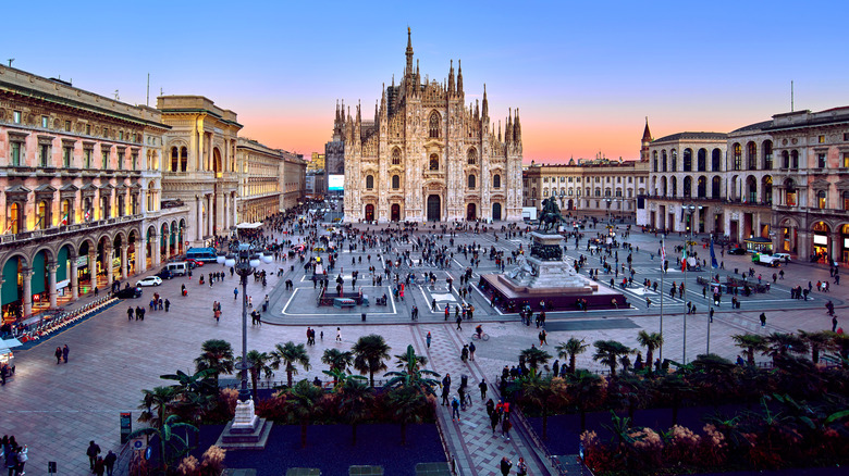 Milan Piazza del Duomo at sunset