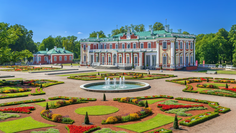 Kadriorg Palace and garden