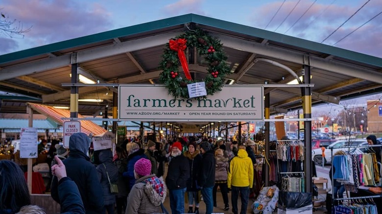 KindleFest under farmers market shelter