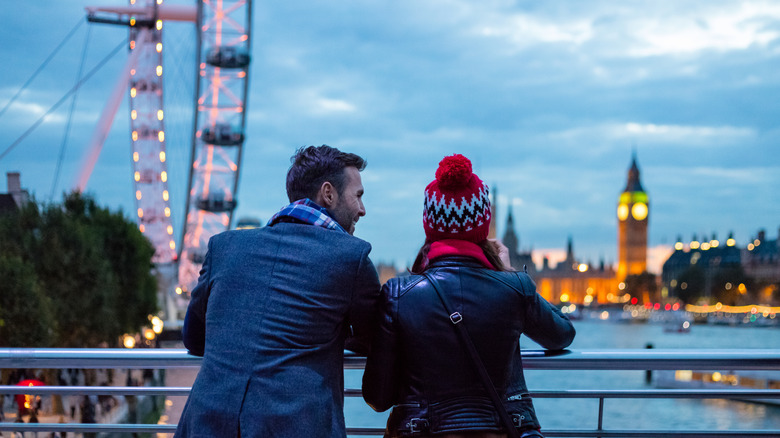 couple looking at Big Ben