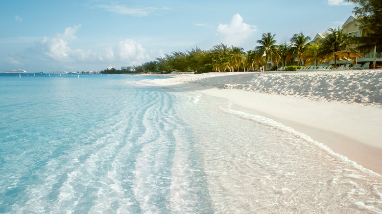 Grand Cayman's Seven Mile Beach