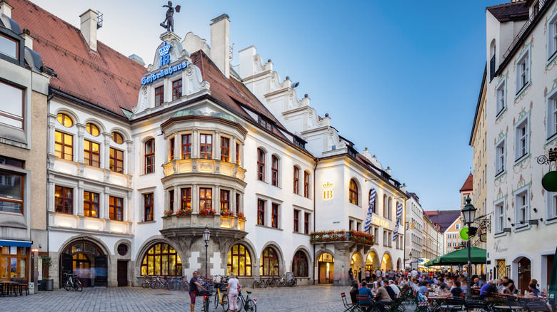 The street outside Hofbräuhaus in Germany