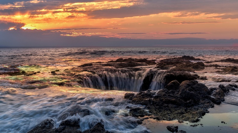 Thors Well Oregon coast sunset