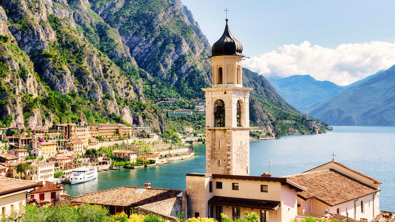 Lake Garda buildings