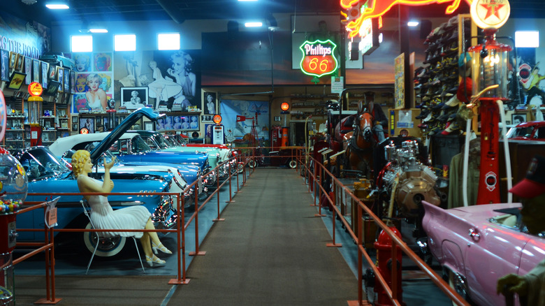 Russell's Travel Center car museum