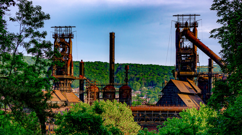 Steel plants in Bethlehem PA surrounded by trees