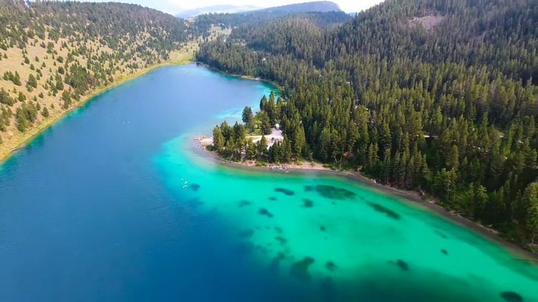 Drone photo of Wade Lake