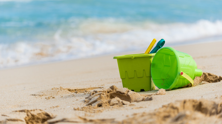 Pails and shovels on Hawaiian beach