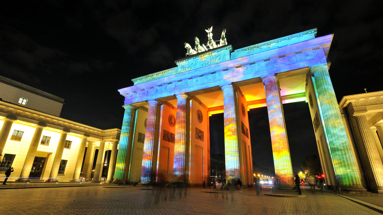 Brandenburg Gate at night