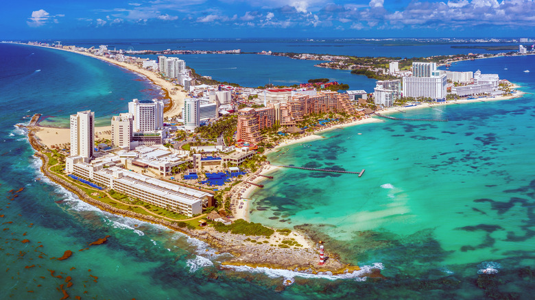 aerial photo of Cancún