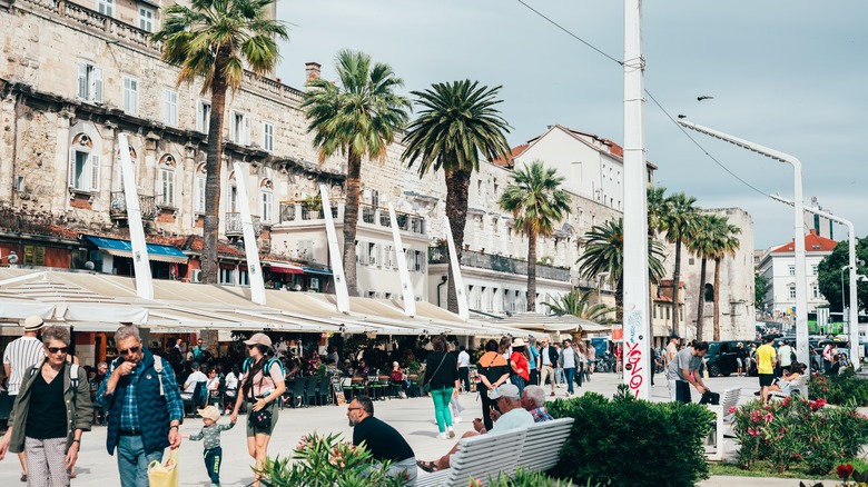 Riva Promenade