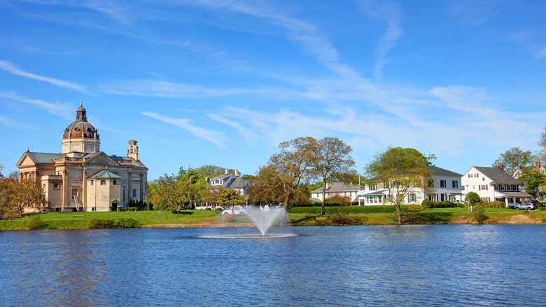 Spring Lake in Divine Park