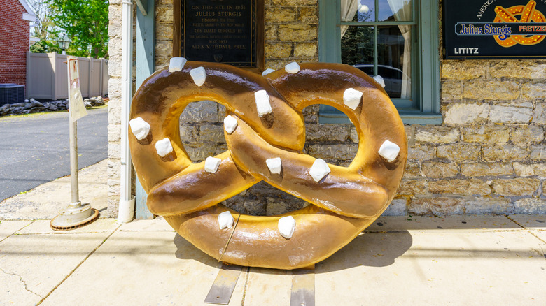 Large pretzel statue at the Julius Sturgis Pretzel Bakery in Lititz, Pennsylvania