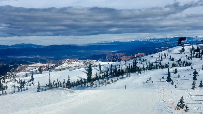 View of Brian Head Ski Resort, Utah with mountainous backdrop