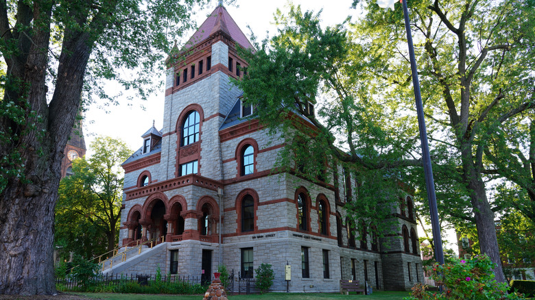 The facade of Smith College in Northampton, Massachusets