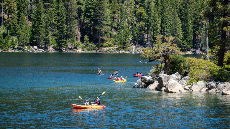 Kayakers near Fannette Island in Lake Tahoe