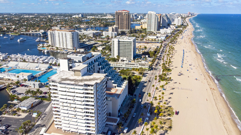 A birdseye view of the beach in Fort Lauderdale