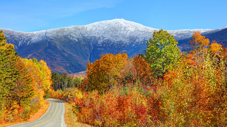 Mount Washington with fall foliage