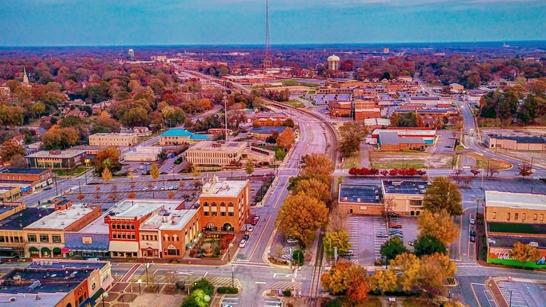 Aerial cityscape of Hickory, North Carolina