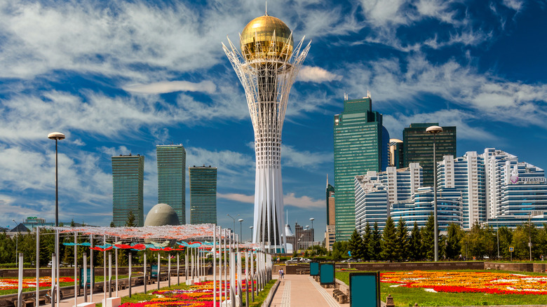 Nurzhol Bulvar is Astana's central walking boulevard