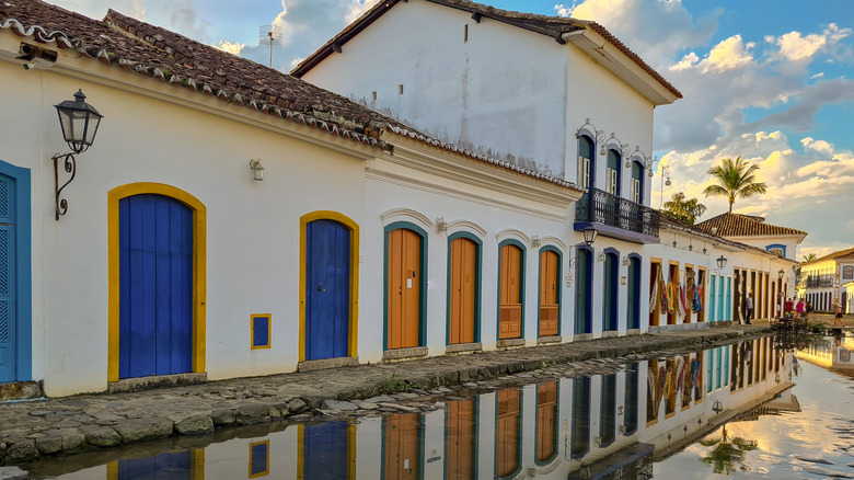 Paraty street flooding