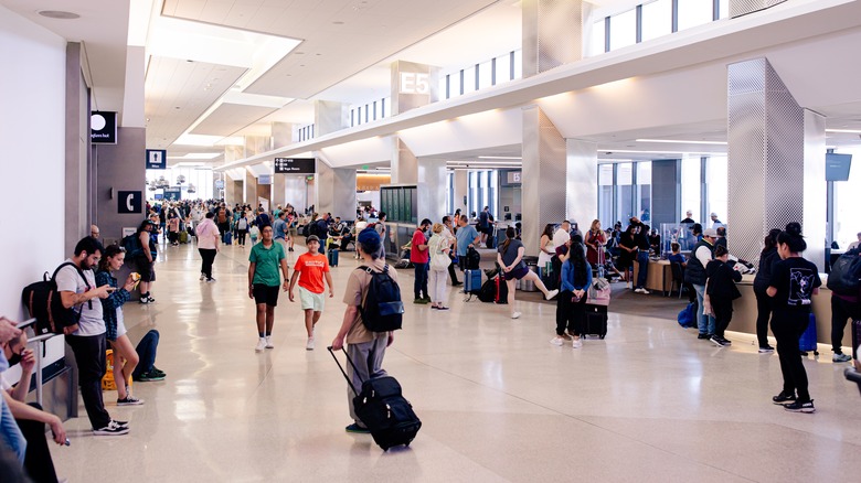 Concourse in San Francisco airport