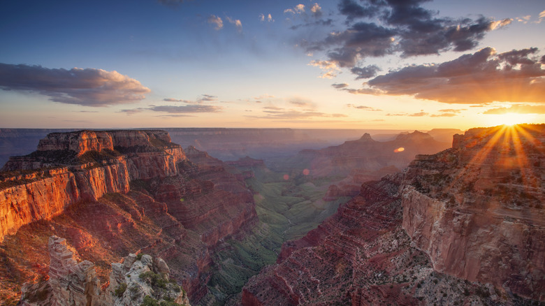 A lookout point at the Grand Canyon