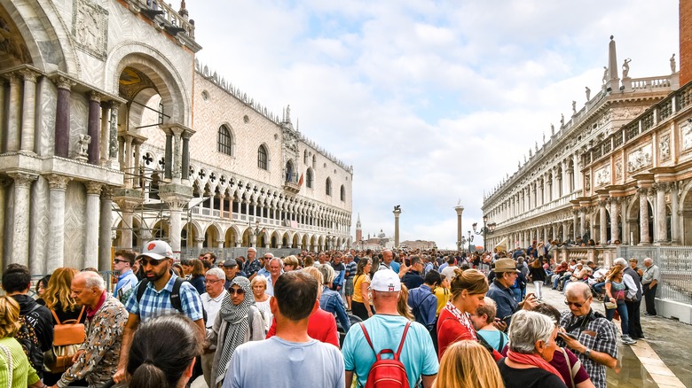 A crowd of people in Venice, Italy